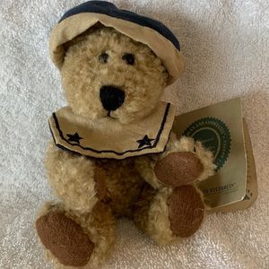 Boyds bear “Chauncey Fitzbruin” style #912033